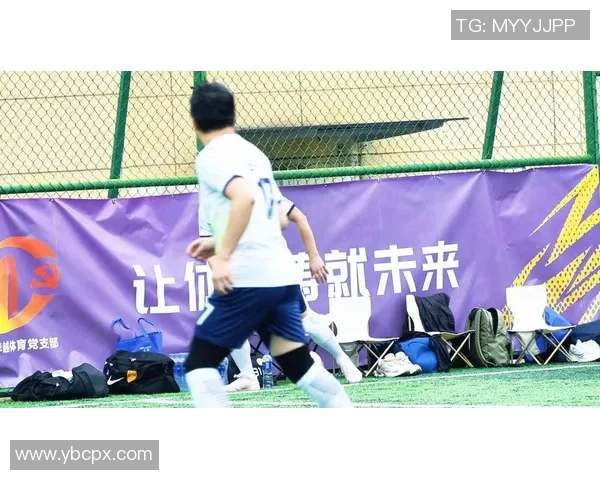 杭州足球队技术提升之路：战术创新与球员发展探讨